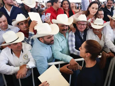 La Voz Del Pueblo