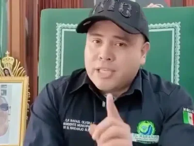 La Voz Del Pueblo